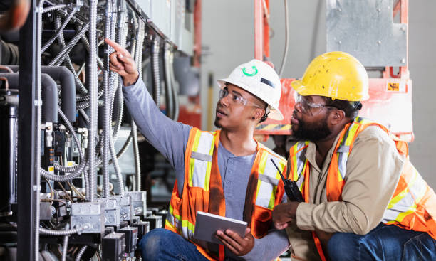 Best 24-Hour Electrician  in Royal Oak, MI